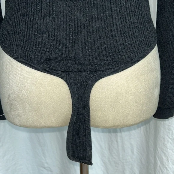 Express: NWT: Black Bodysuit: Size XS - Picture 5 of 9